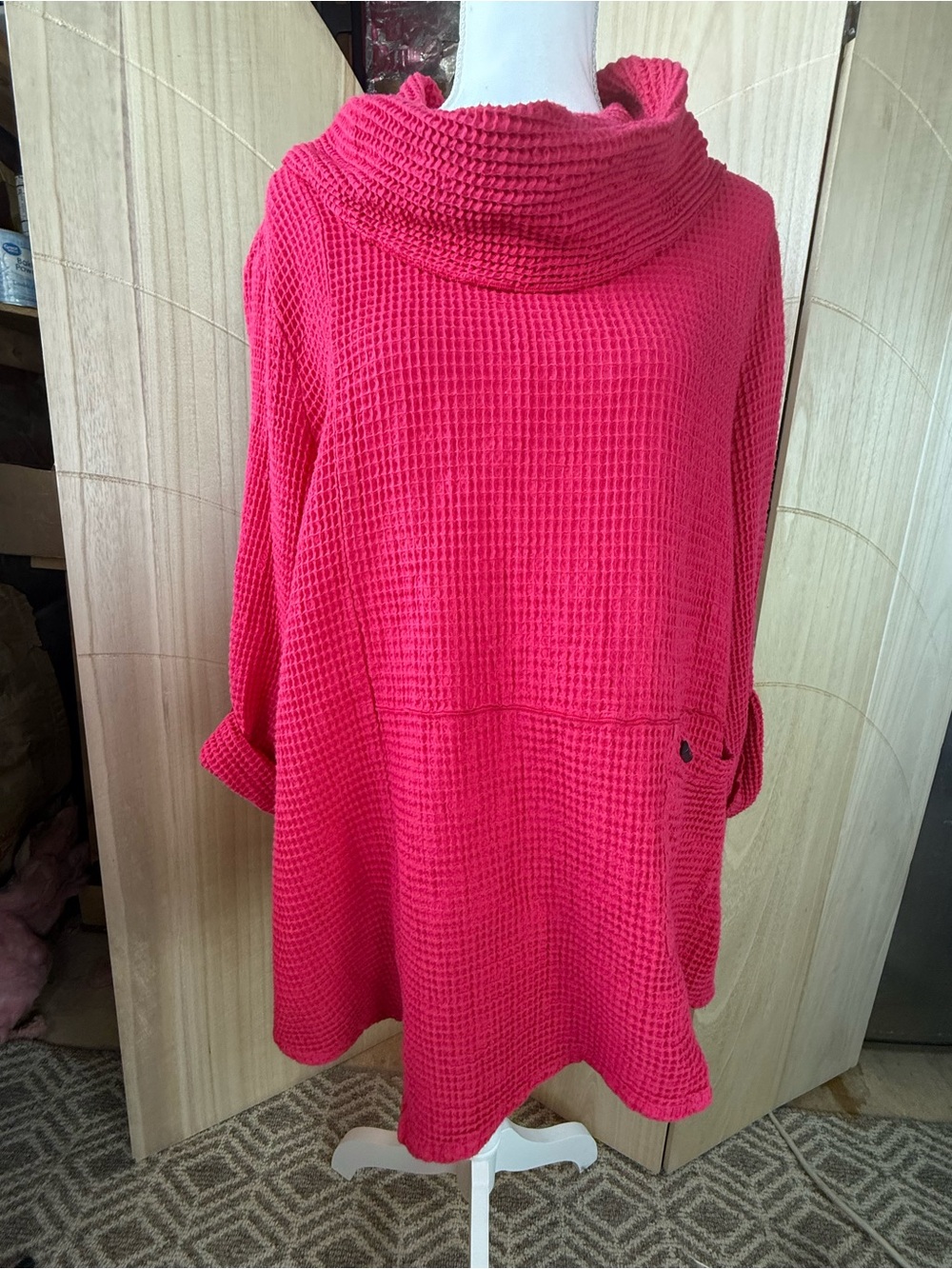 VINTAGE Boho FOCUS Lagenlook Waffle Knit Cowl Neck Sweater Hot Pink / Red M